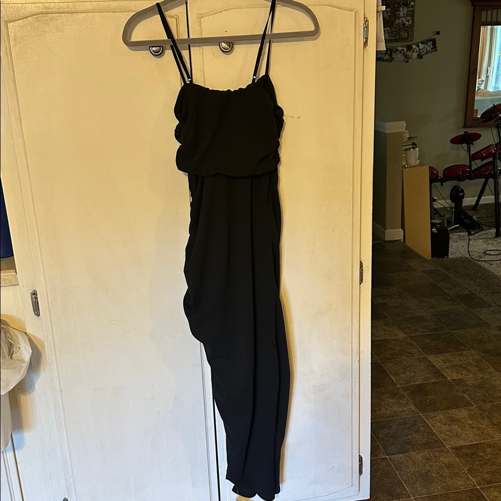 Abercrombie & Fitch Ruched Front Cut Out Assymetrical Midi Dress NWT - Picture 8 of 11